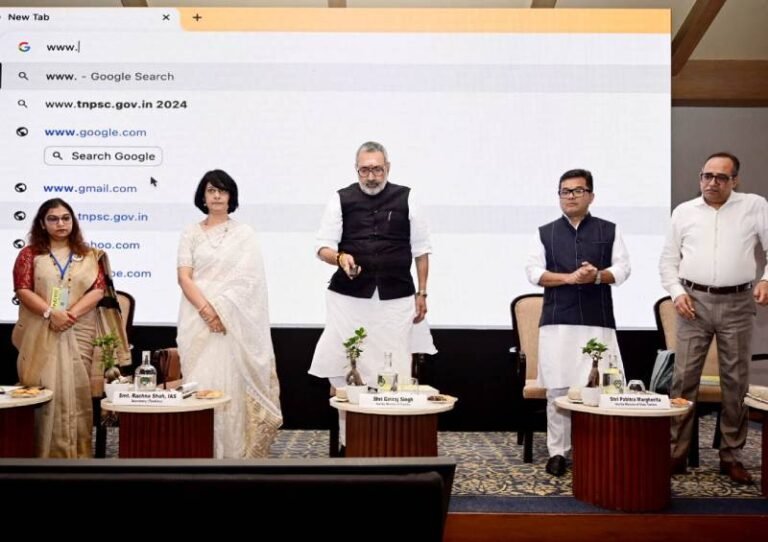 Union Minister Of Textiles Launches NIFT’s VisioNxt Fashion Forecasting ...